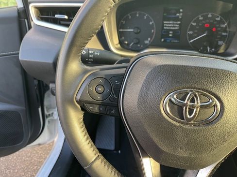 Used 2024 Toyota Corolla SE image 17