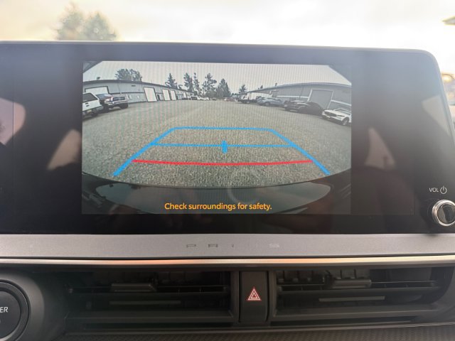 Used 2026 Toyota Prius XLE AWD/4WD image 16