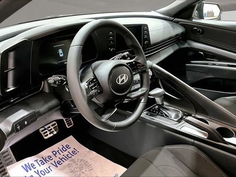 Used 2026 Hyundai Elantra Sport FWD image 12