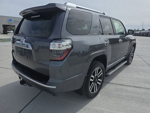 Used 2022 Toyota 4Runner Limited image 5