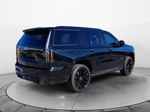 Certified 2026 Cadillac Escalade V w/ LPO, ONYX Package image 7