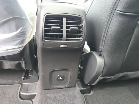 New 2025 Ford Escape SE w/ PHEV Premium Package image 22