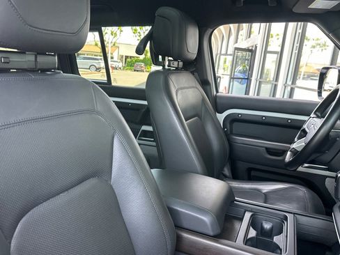 Certified 2023 Land Rover Defender 130 S image 31