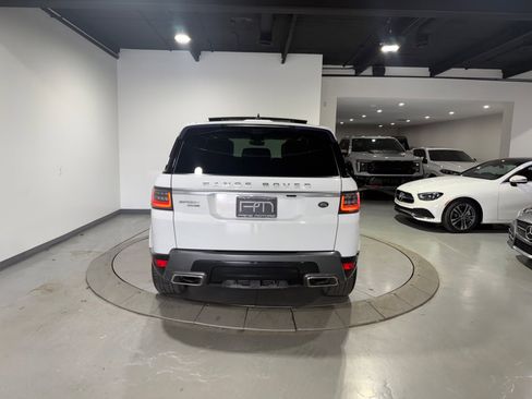 Used 2018 Land Rover Range Rover Sport HSE image 11