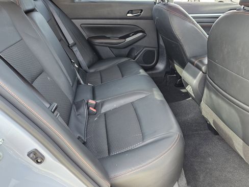 Used 2023 Nissan Altima 2.5 SR image 11