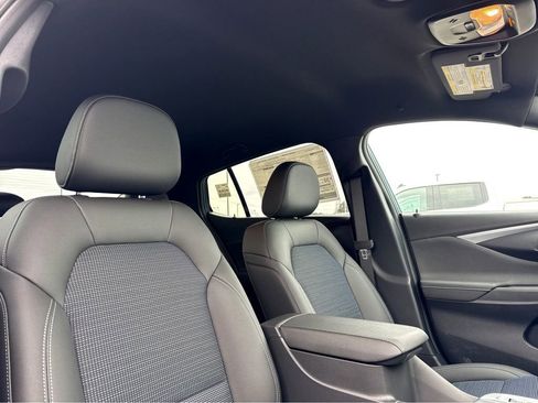 New 2026 Buick Envista Preferred w/ Convenience I Package image 5