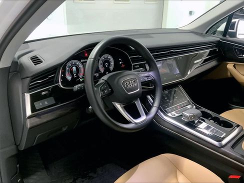 Used 2022 Audi Q7 3.0T Premium w/ Convenience Package image 2
