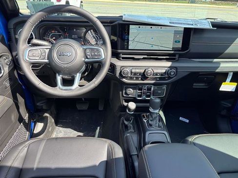 New 2025 Jeep Wrangler Unlimited Sahara w/ Technology Group image 8