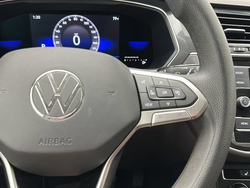 Used 2022 Volkswagen Tiguan S FWD image 18