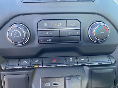 Used 2024 Chevrolet Silverado 1500 W/T RWD image 16