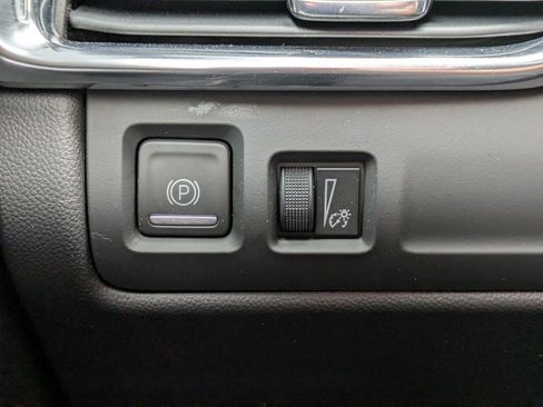 Used 2023 Cadillac XT4 Sport image 26