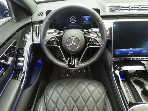 Used 2022 Mercedes-Benz S 500 4MATIC image 10