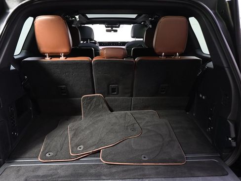 Used 2025 Lincoln Navigator Reserve AWD/4WD image 19