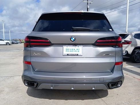 New 2026 BMW X5 xDrive40i AWD/4WD image 8