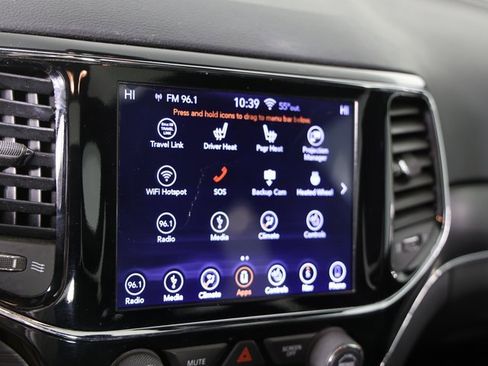 Used 2019 Jeep Grand Cherokee Limited image 17