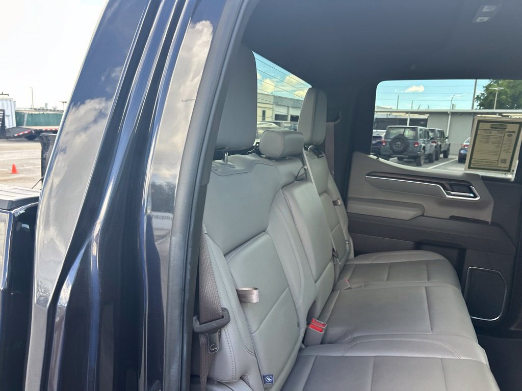 Used 2025 GMC Sierra 1500 SLT RWD image 28