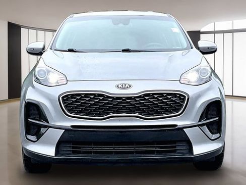 Used 2021 Kia Sportage LX w/ LX Fwd Popular Package image 2