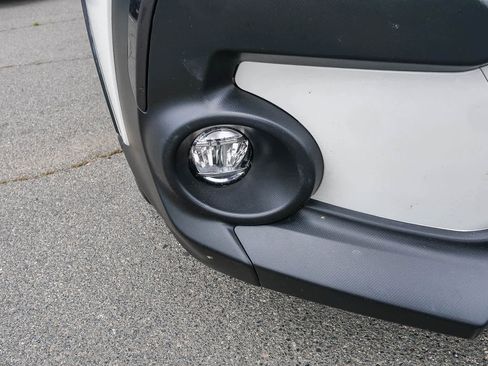 Used 2024 Subaru Crosstrek 2.5i Limited w/ Crosstrek Mirror Package AWD/4WD image 6