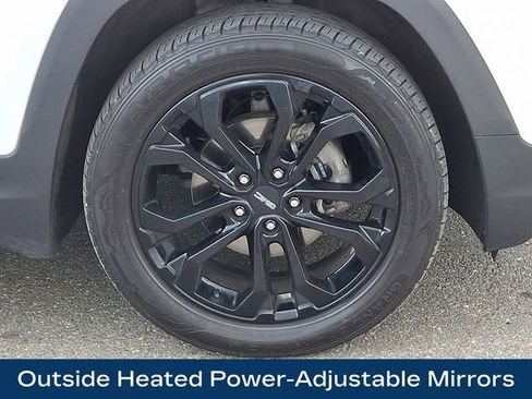 Used 2019 GMC Terrain SLE w/ Driver Convenience Package AWD/4WD image 28