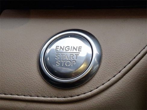 Used 2024 Lincoln Nautilus Reserve w/ Equipment Group 202A image 24