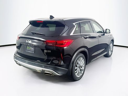 Used 2023 INFINITI QX50 Luxe FWD image 9