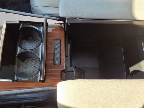 Used 2024 Toyota Sienna XLE image 14