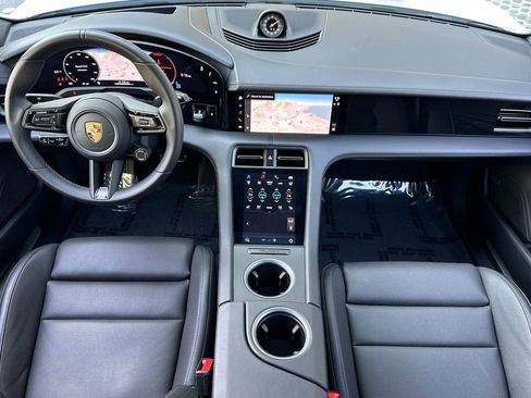 New 2025 Porsche Taycan image 6