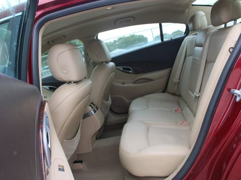 Used 2011 Buick LaCrosse CXS FWD image 17