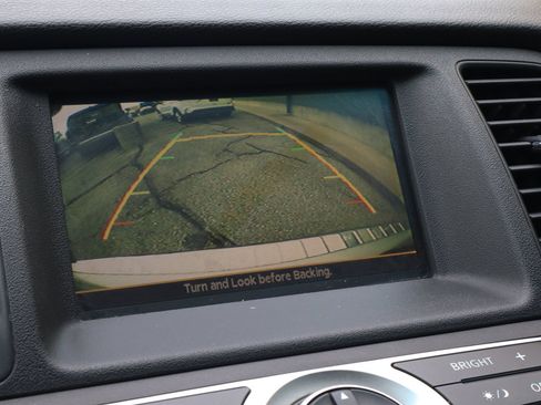 Used 2010 Nissan Murano SL w/ Leather Pkg FWD image 12