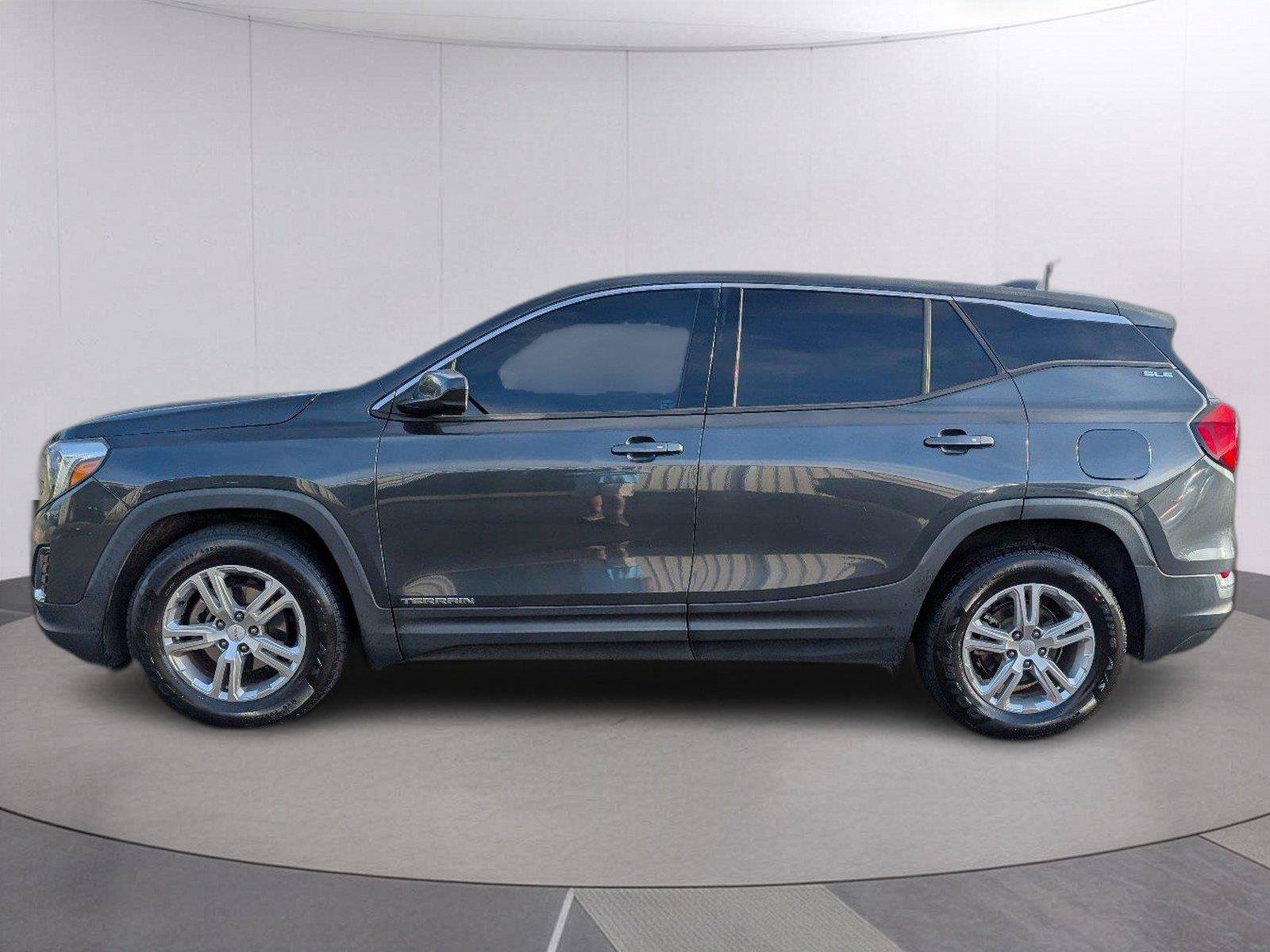 Used 2018 GMC Terrain SLE FWD image 2