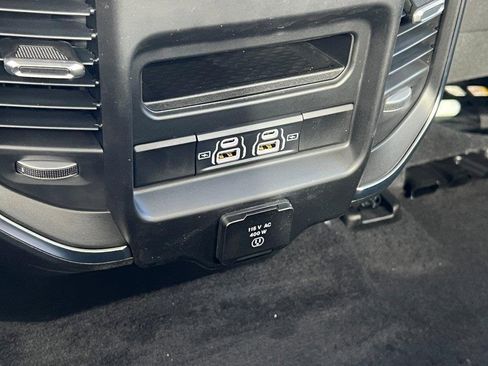 New 2026 RAM 1500 4x4 Crew Cab image 20