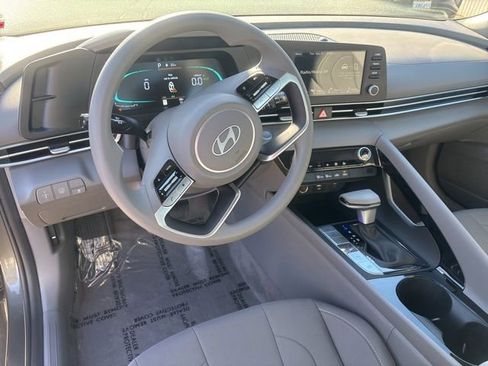 New 2026 Hyundai Elantra Blue image 18