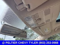 Used 2010 Volkswagen Passat Komfort FWD image 17