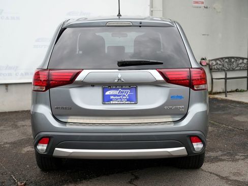 Used 2016 Mitsubishi Outlander SE AWD/4WD image 6