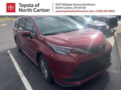 Certified 2021 Toyota Sienna LE