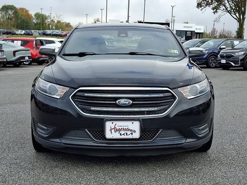 Used 2018 Ford Taurus Limited image 2
