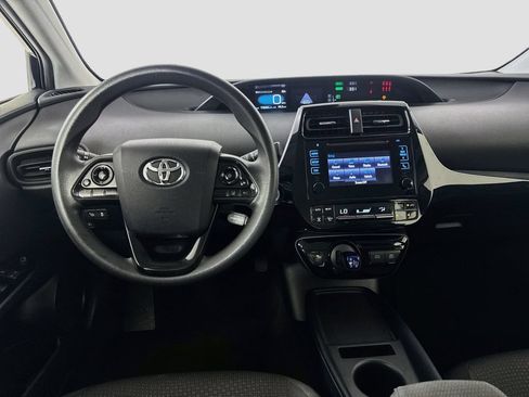 Used 2019 Toyota Prius LE AWD/4WD image 20