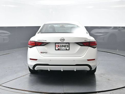 Used 2024 Nissan Sentra SV FWD image 12