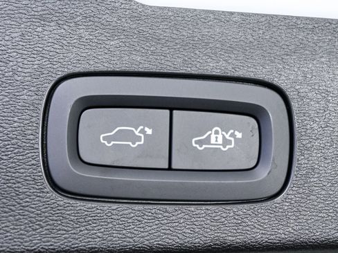 Certified 2024 Volvo V60 T8 Polestar w/ Protection Package image 32