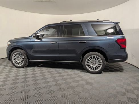 Certified 2024 Ford Expedition Limited RWD image 5