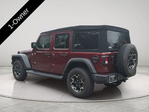 Used 2021 Jeep Wrangler Unlimited Sport AWD/4WD image 3
