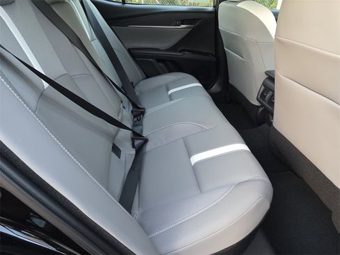 New 2026 Toyota Camry SE image 17