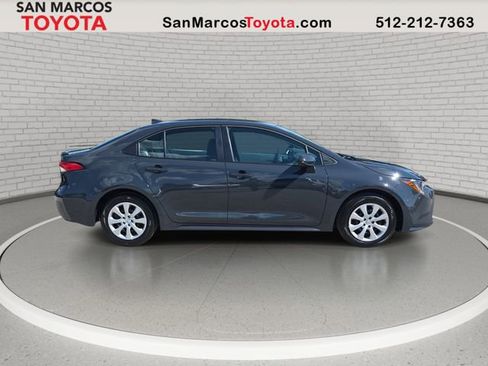 Used 2026 Toyota Corolla LE FWD image 5