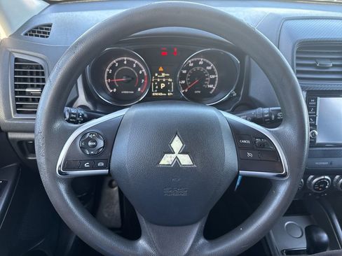 Used 2021 Mitsubishi Outlander Sport ES image 15