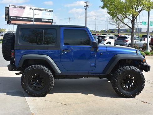 Used 2009 Jeep Wrangler X image 4