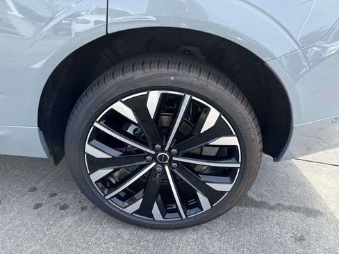 New 2026 Volvo XC60 B5 Ultra w/ Protection Package Premier image 6