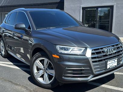 Used 2018 Audi Q5 2.0T Premium Plus w/ Premium Plus Package