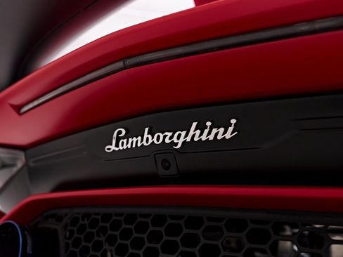 Used 2019 Lamborghini Aventador SVJ image 50