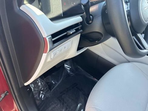 Certified 2025 Hyundai Tucson SEL AWD/4WD image 22