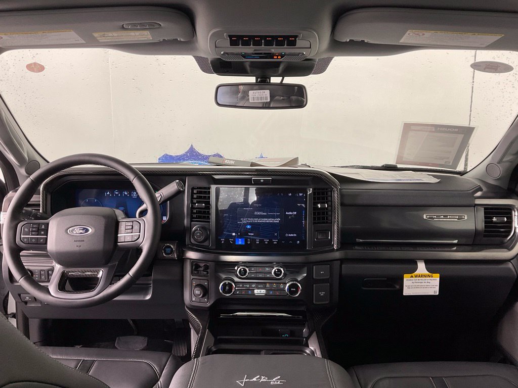 New 2026 Ford F250 Lariat w/ Black Appearance Package AWD/4WD image 19